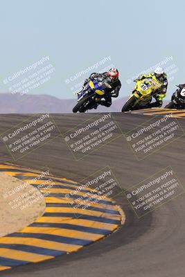 media/Dec-18-2022-SoCal Trackdays (Sun) [[8099a50955]]/Turns 9 and 10 Set 2 (1055am)/